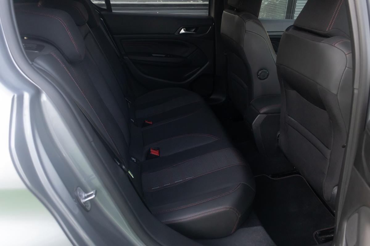 peugeot-308-2018-diesel-1499cc