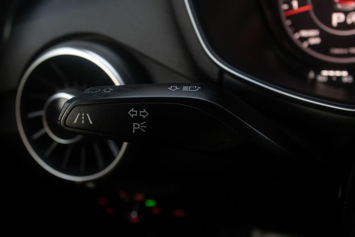 audi-tt-2016-gasolina-1984cc