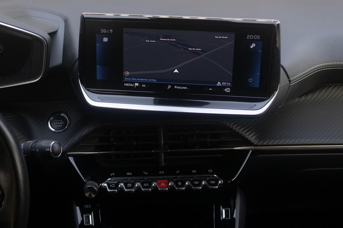 peugeot-2008-2022-diesel-1499cc