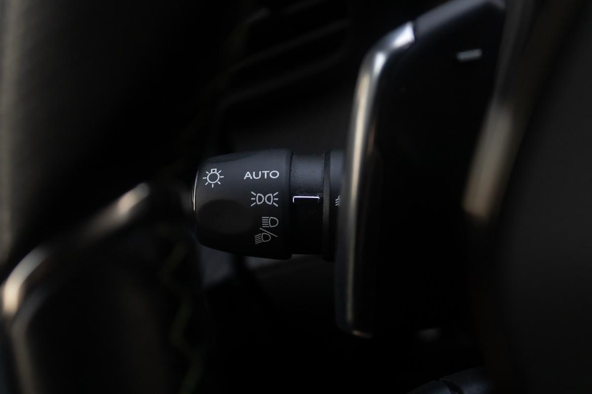 peugeot-2008-2022-diesel-1499cc