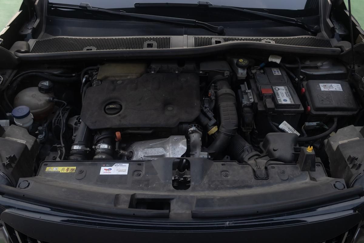 peugeot-2008-2022-diesel-1499cc