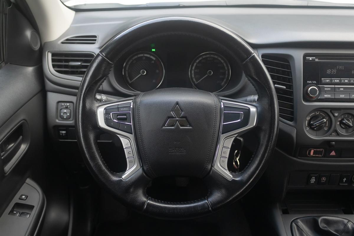 mitsubishi-l200-2022-diesel-2268cc