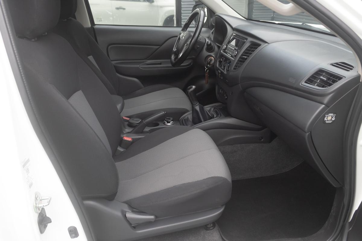 mitsubishi-l200-2022-diesel-2268cc