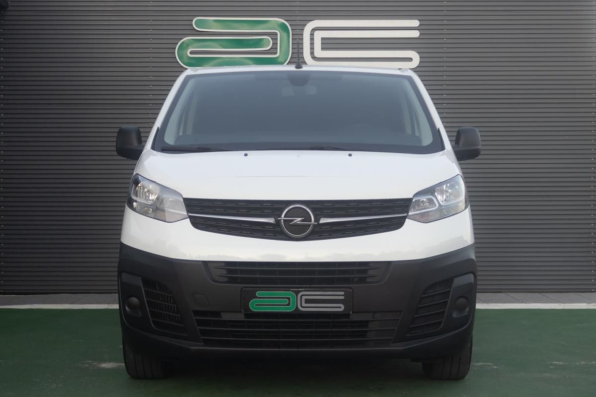opel-vivaro-2021-diesel-1997cc