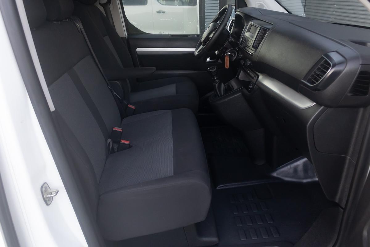 opel-vivaro-2021-diesel-1997cc