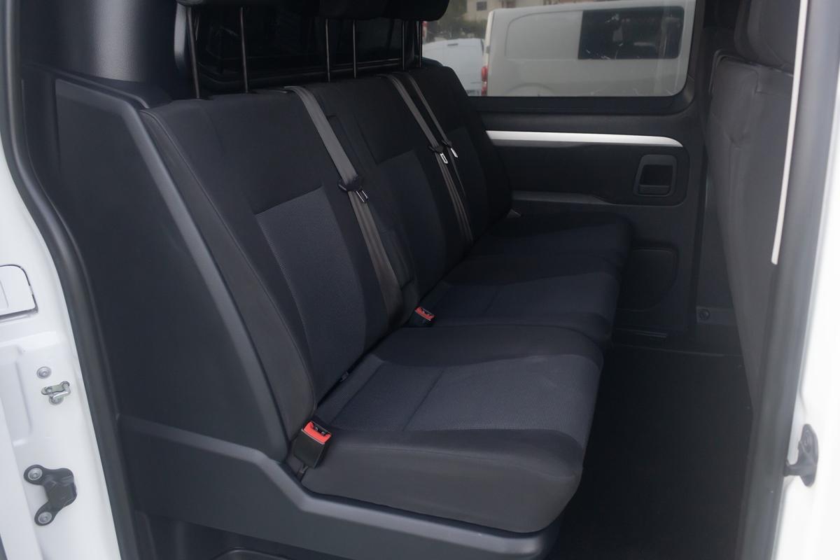 opel-vivaro-2021-diesel-1997cc