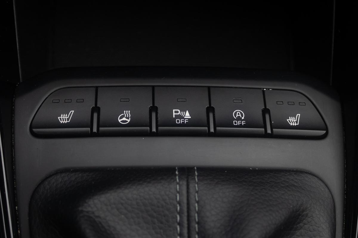 kia-rio-2019-gasolina-1248cc
