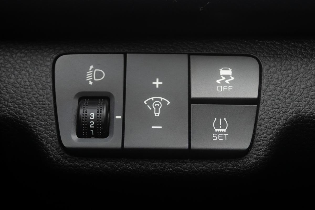 kia-rio-2019-gasolina-1248cc