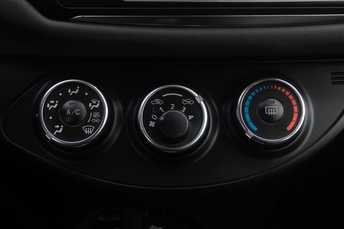 toyota-yaris-2014-gasolina-998cc