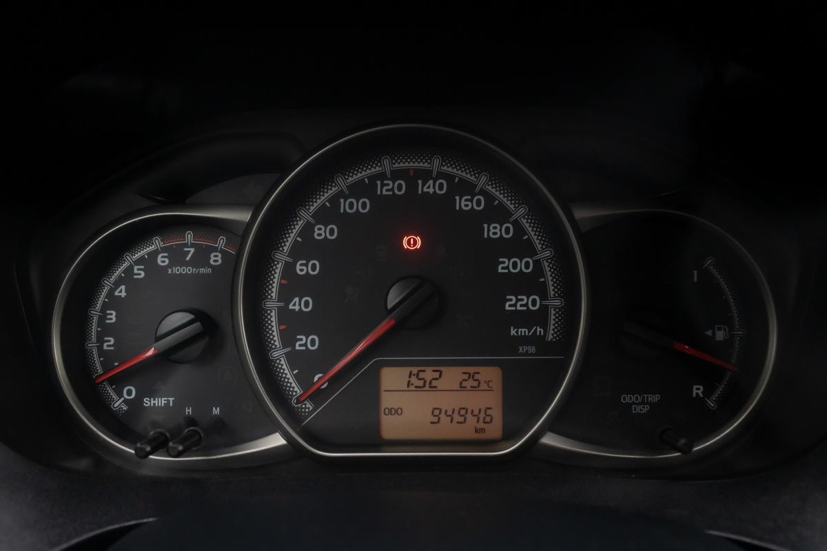 toyota-yaris-2014-gasolina-998cc