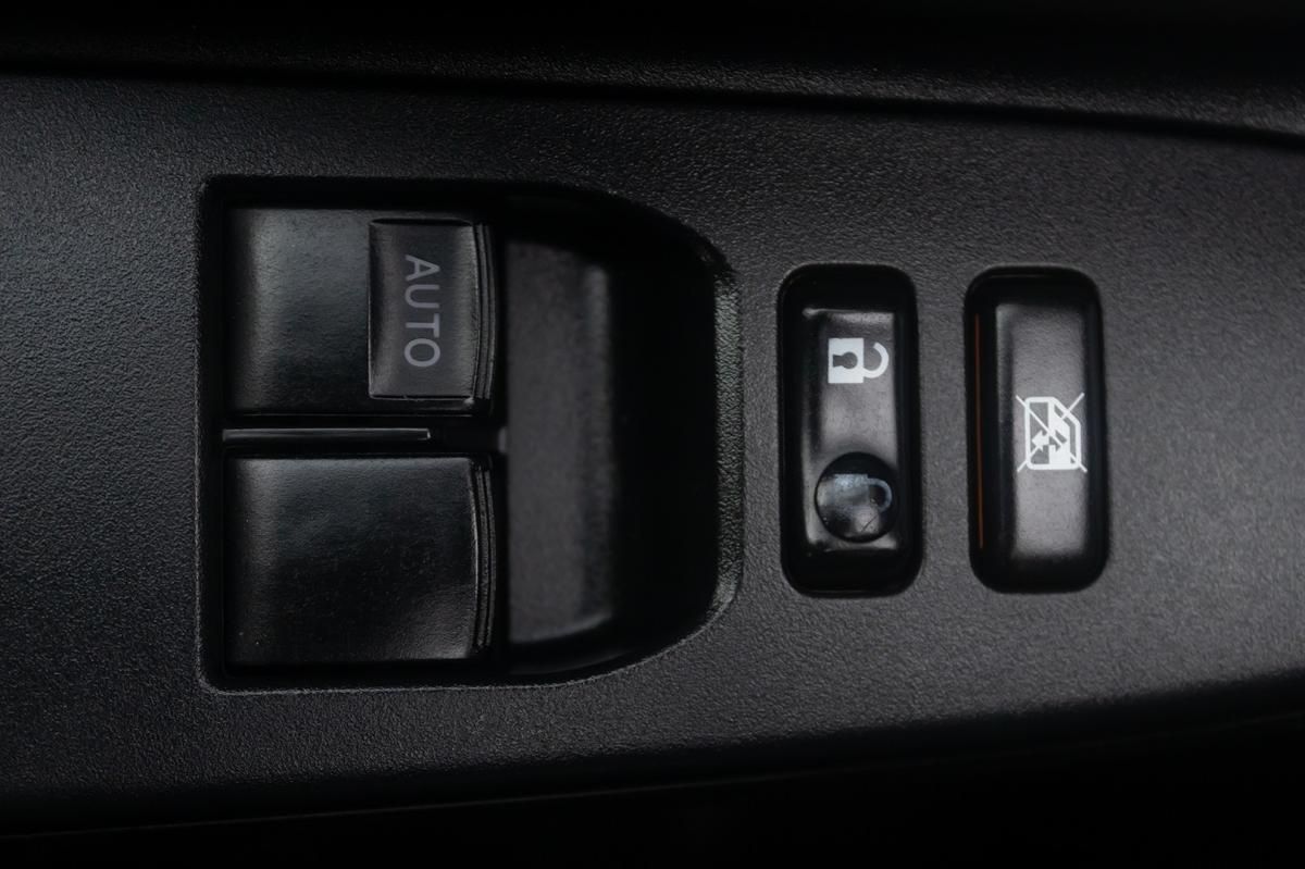 toyota-yaris-2014-gasolina-998cc