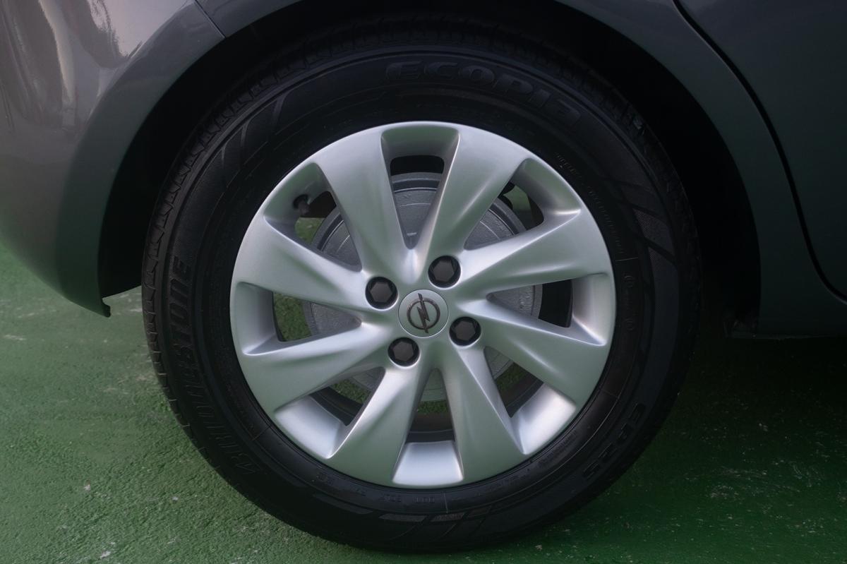 opel-corsa-2015-gasolina-1229cc