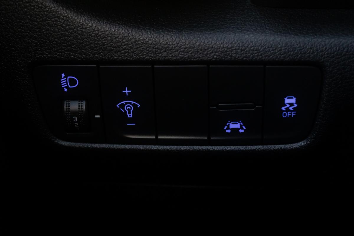 hyundai-kauai-2018-gasolina-998cc