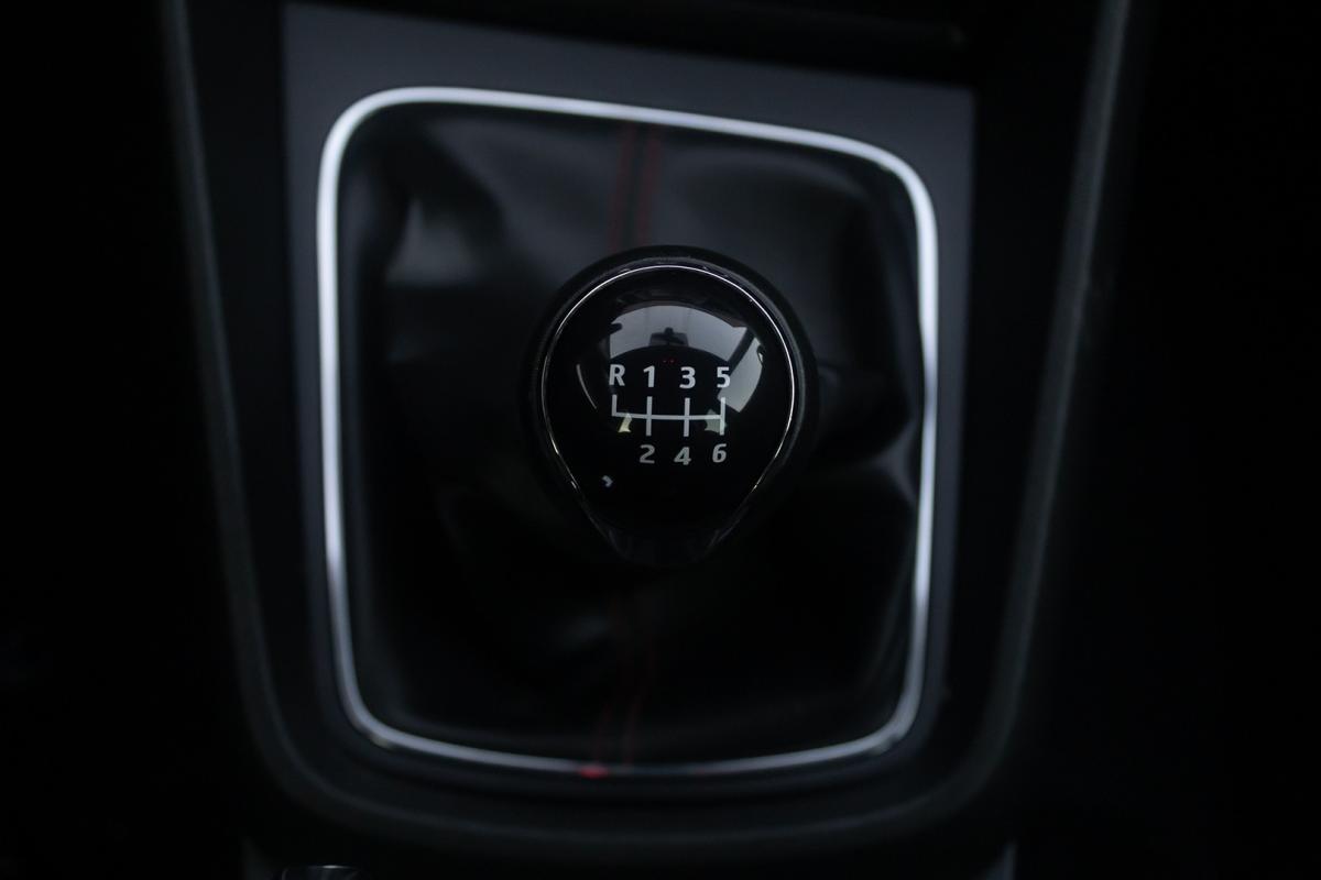 seat-leon-2016-diesel-1968cc