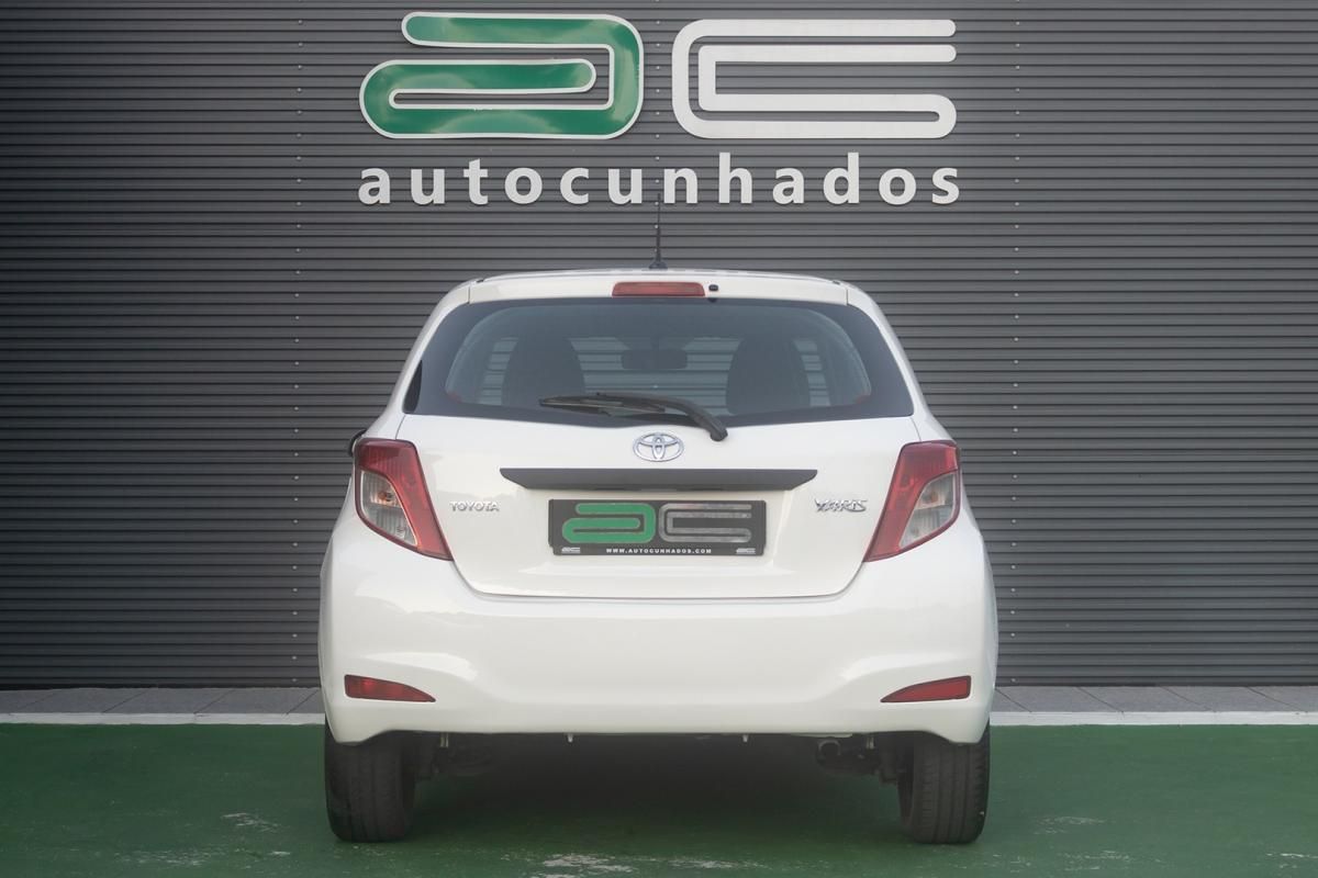 toyota-yaris-2013-diesel-1364cc