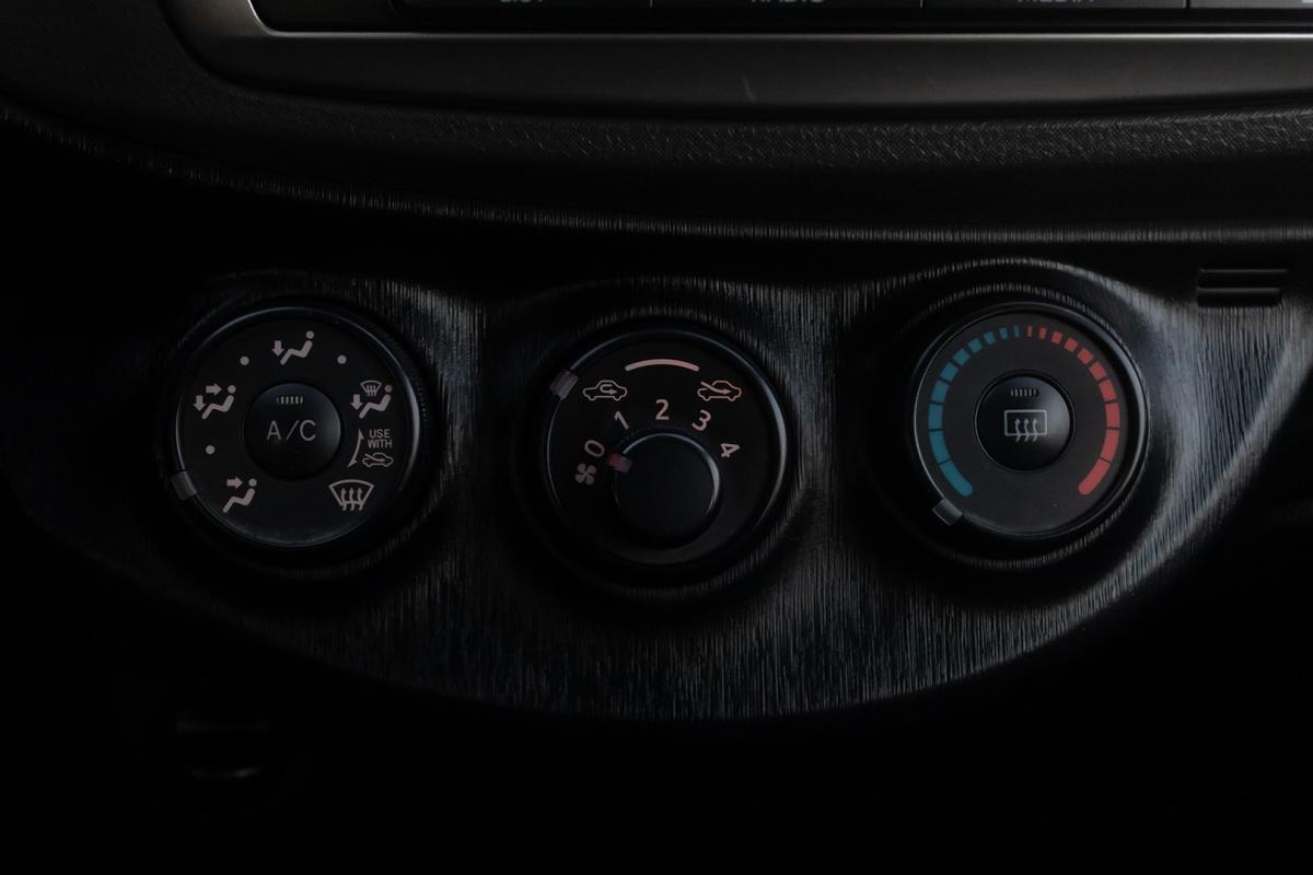 toyota-yaris-2013-diesel-1364cc