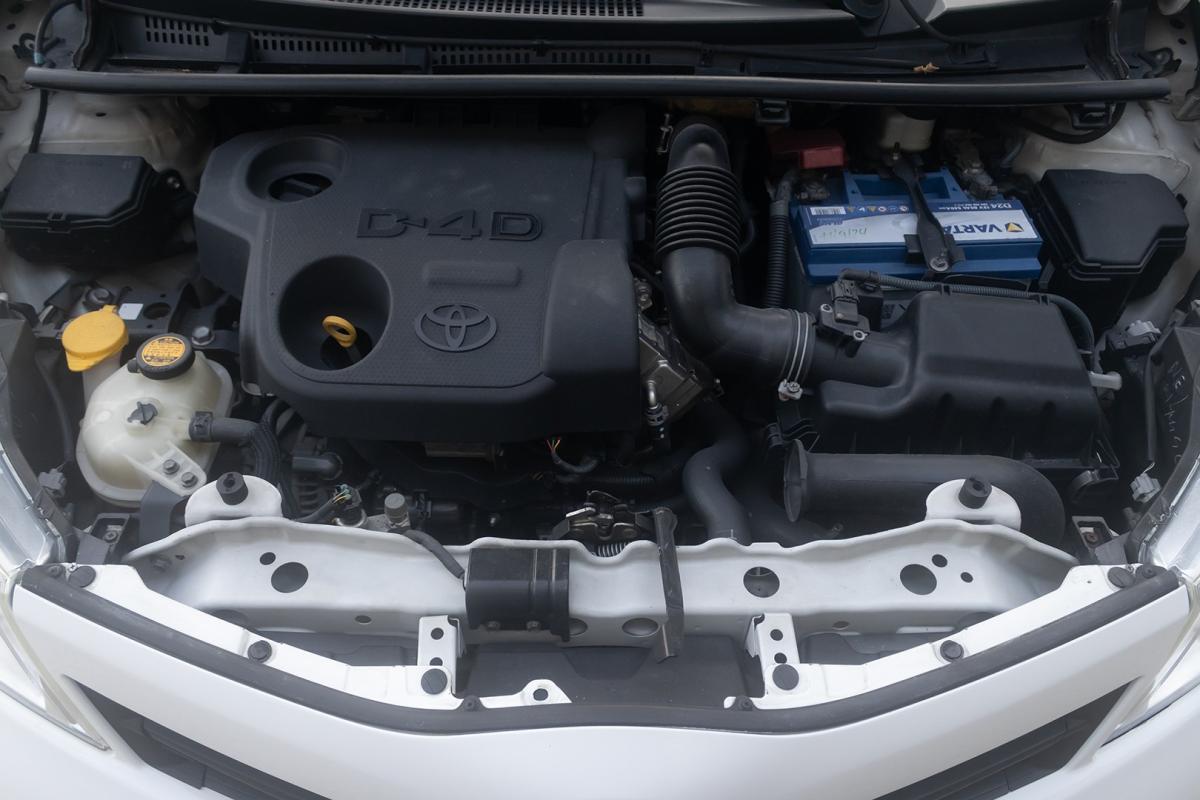 toyota-yaris-2013-diesel-1364cc