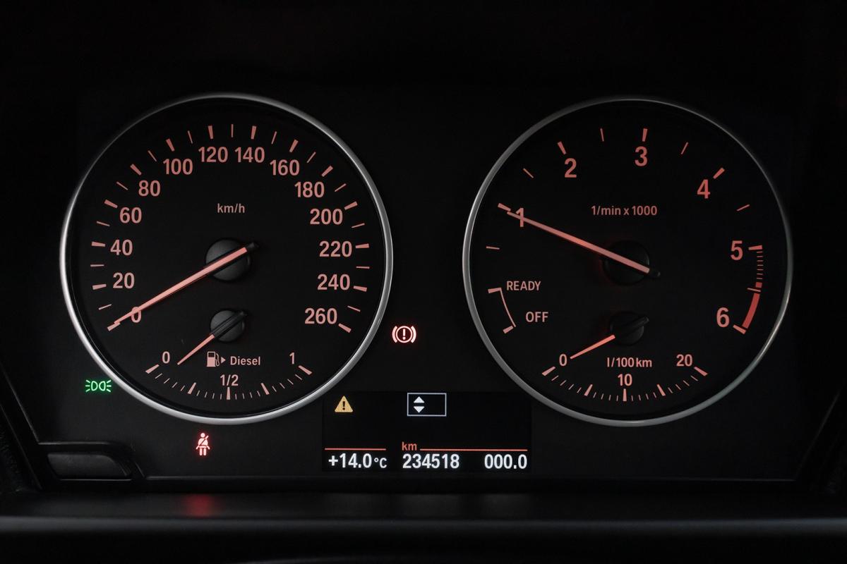bmw-serie-1-2015-diesel-1496cc
