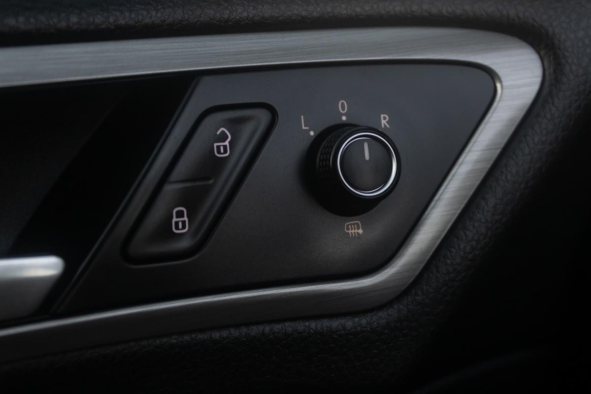 volkswagen-golf-2015-diesel-1598cc