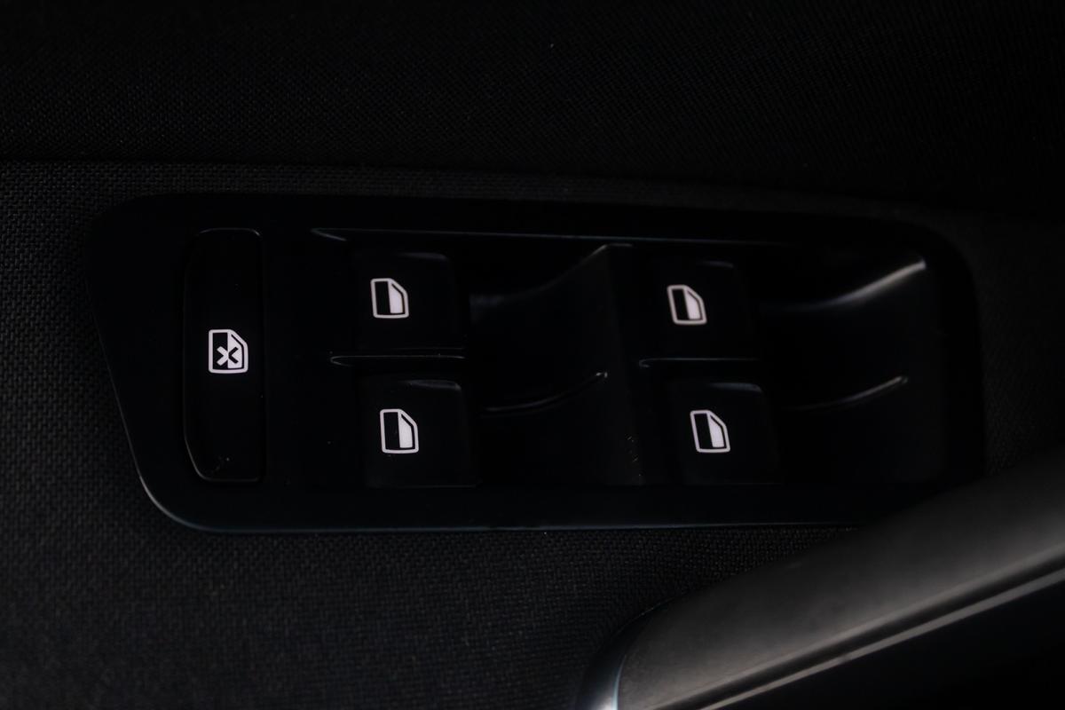 volkswagen-golf-2015-diesel-1598cc