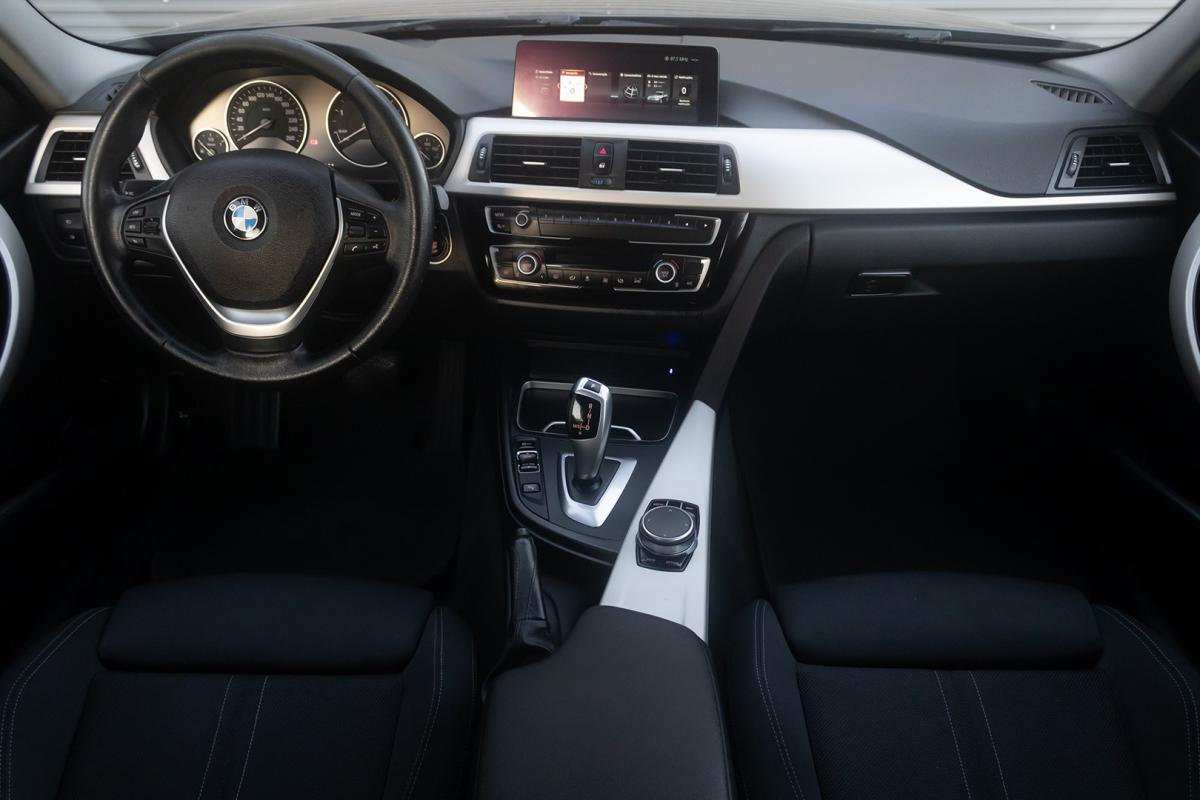 bmw-serie-3-2019-diesel-1995cc