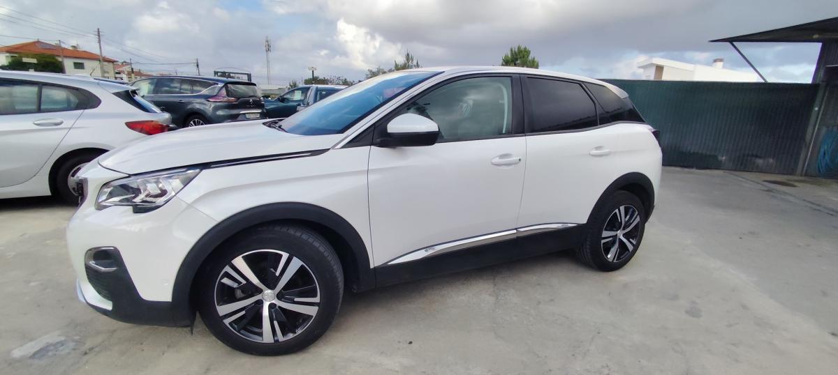 peugeot-3008-2019-diesel-1499cc