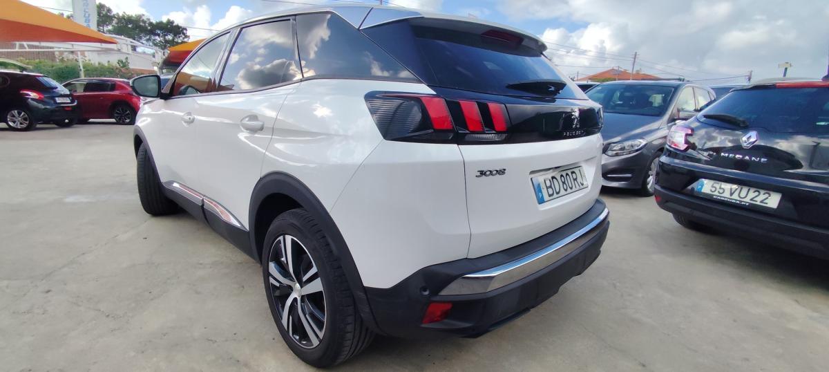 peugeot-3008-2019-diesel-1499cc