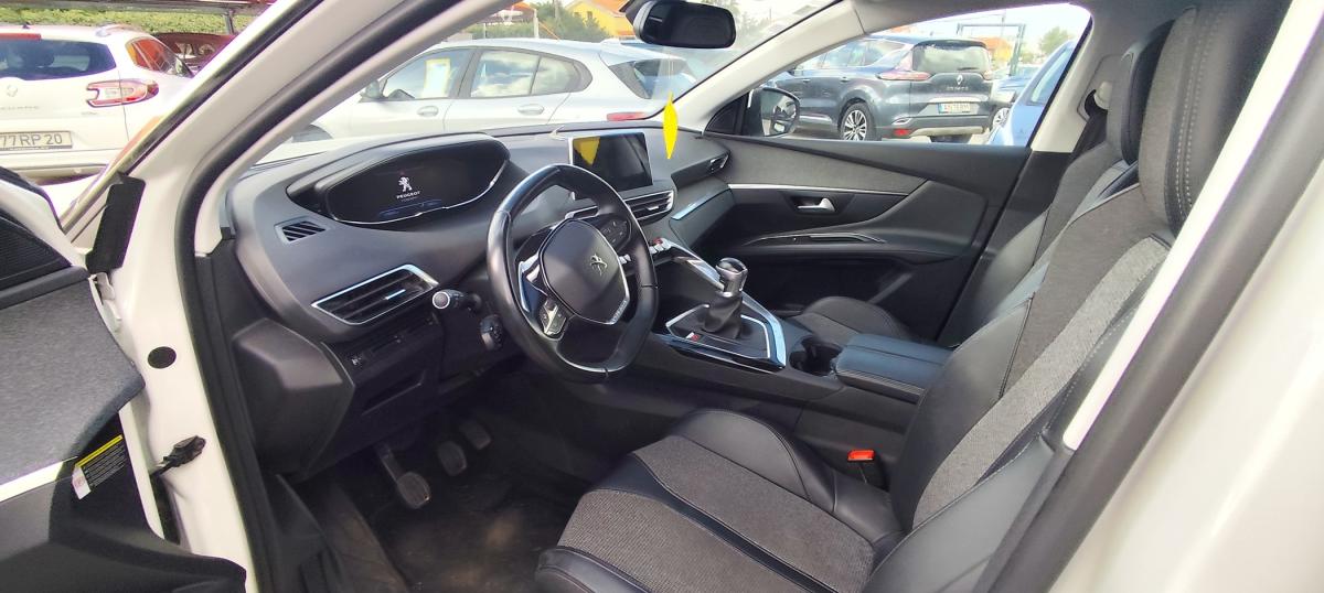 peugeot-3008-2019-diesel-1499cc