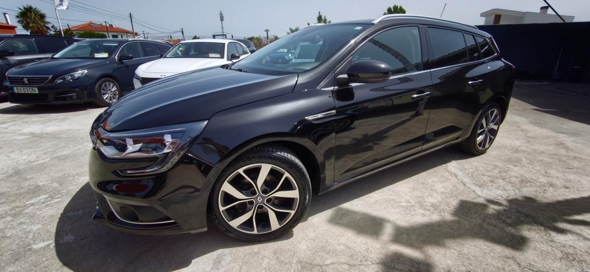renault-megane-sport-tourer-2017-diesel-1461cc