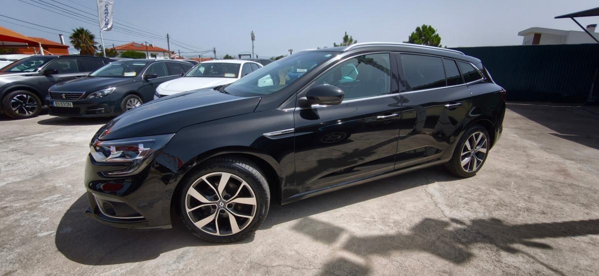 renault-megane-sport-tourer-2017-diesel-1461cc