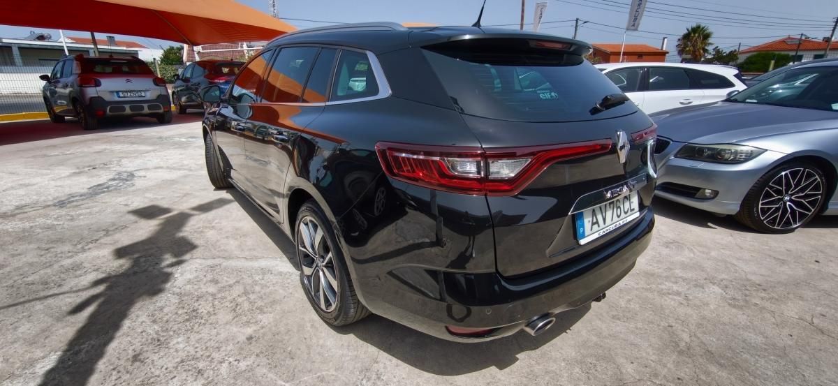 renault-megane-sport-tourer-2017-diesel-1461cc