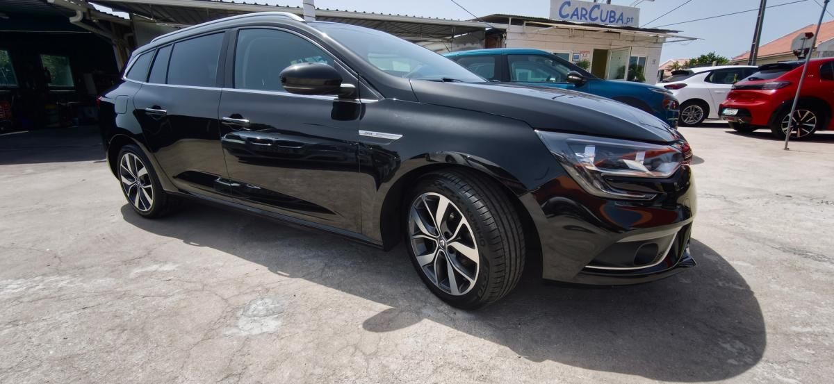 renault-megane-sport-tourer-2017-diesel-1461cc