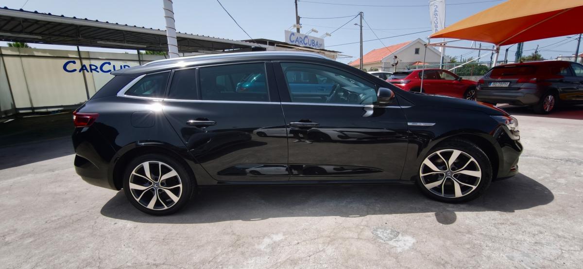 renault-megane-sport-tourer-2017-diesel-1461cc