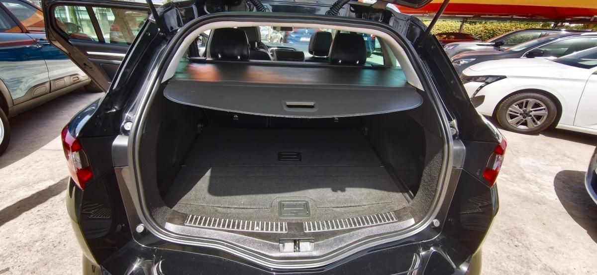 renault-megane-sport-tourer-2017-diesel-1461cc