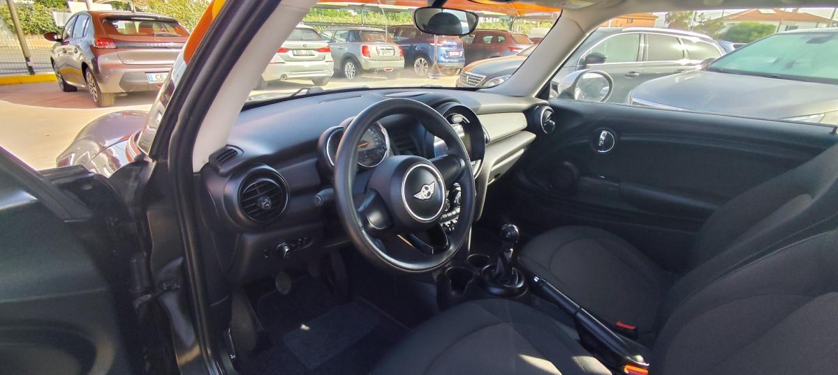 mini-cooper-2014-gasolina-1499cc