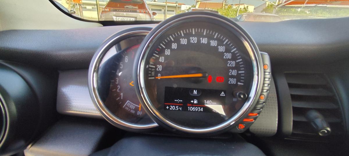 mini-cooper-2014-gasolina-1499cc