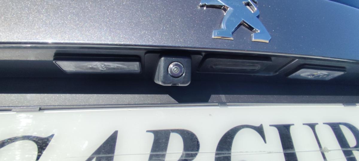 peugeot-2008-2022-diesel-1499cc