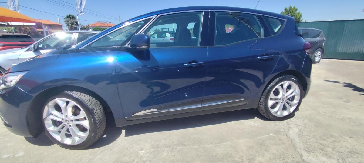 renault-scenic-2018-diesel-1461cc