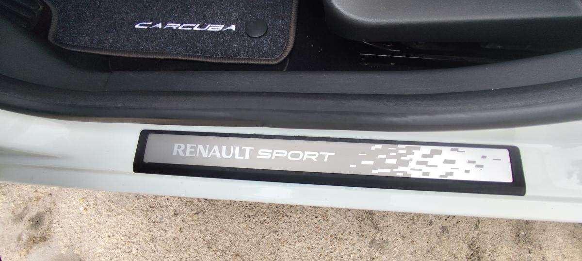 renault-megane-sport-tourer-2016-diesel-1598cc