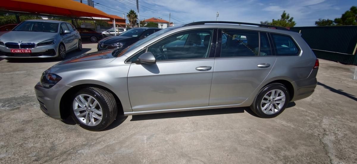 volkswagen-golf-2019-diesel-1598cc