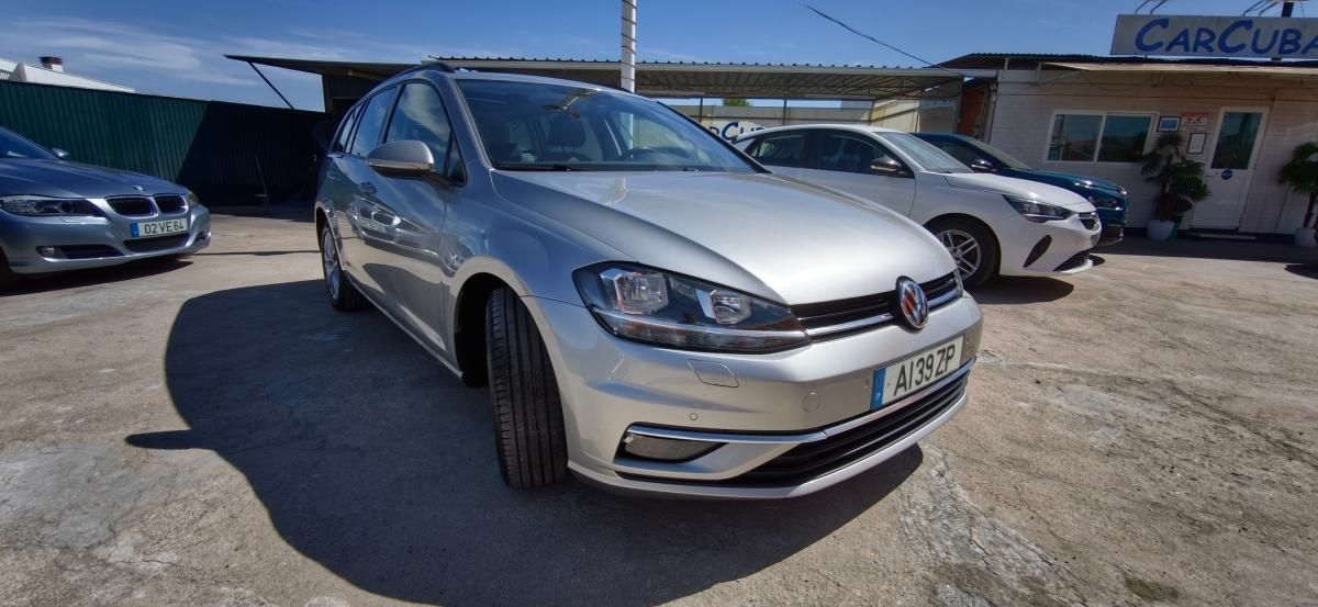 volkswagen-golf-2019-diesel-1598cc