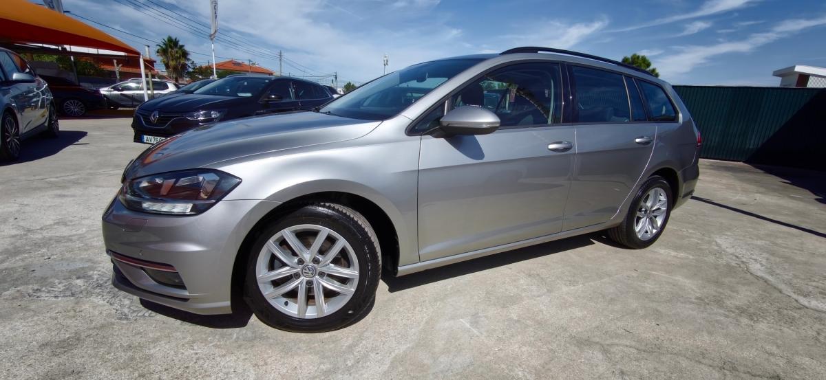 volkswagen-golf-2019-diesel-1598cc