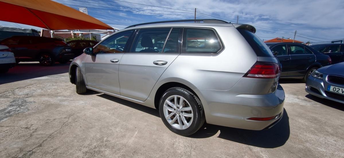 volkswagen-golf-2019-diesel-1598cc