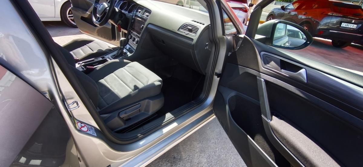 volkswagen-golf-2019-diesel-1598cc