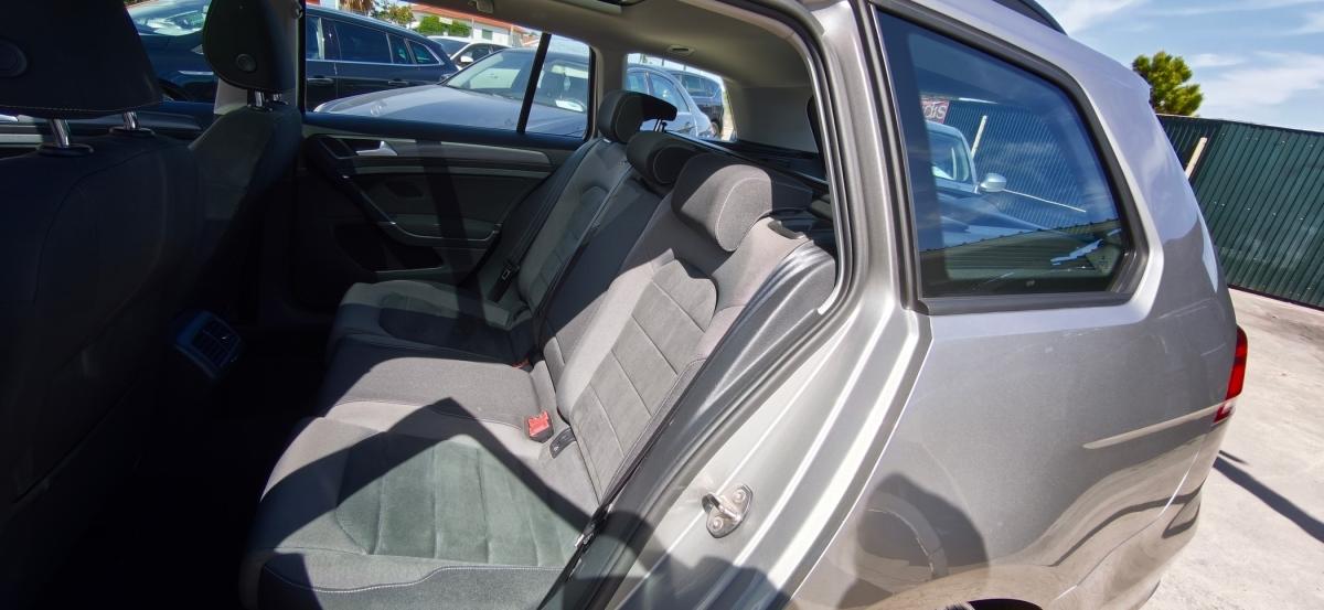 volkswagen-golf-2019-diesel-1598cc