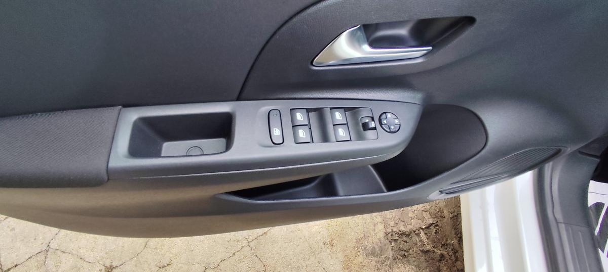 opel-corsa-2020-diesel-1499cc