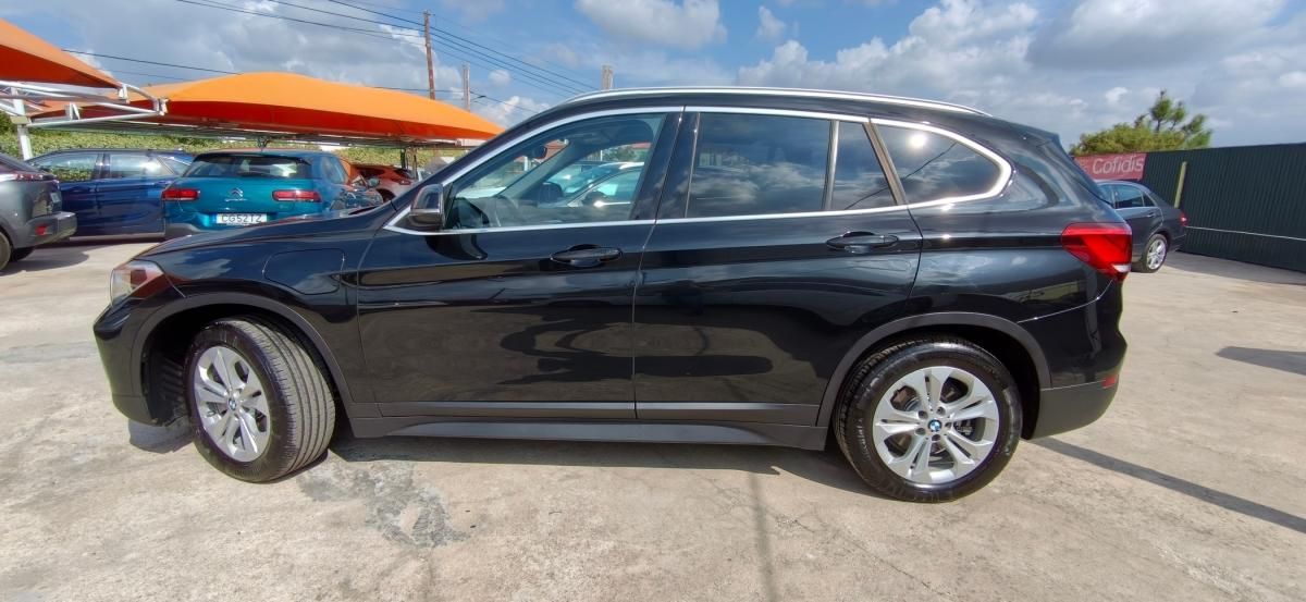 bmw-x1-2021-hibrido-a-gasolina-1499cc