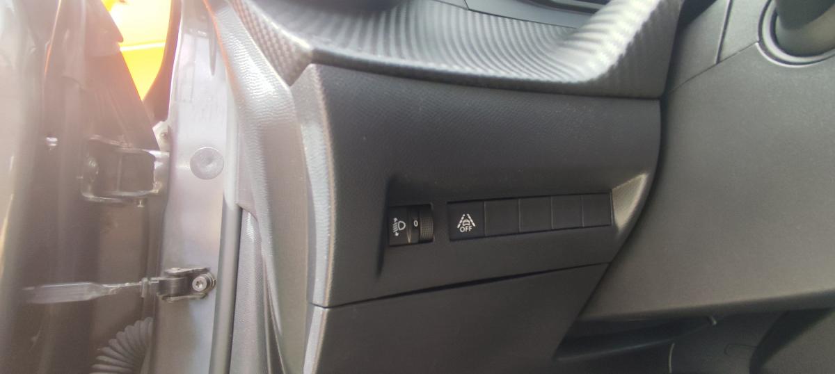 peugeot-208-2020-gasolina-1199cc