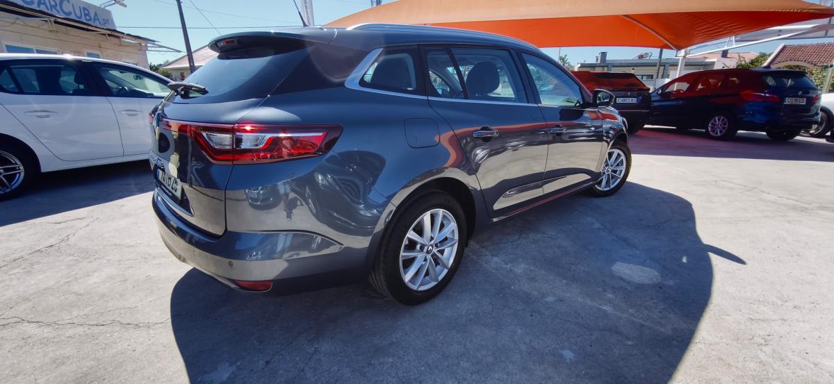 renault-megane-sport-tourer-2017-diesel-1461cc