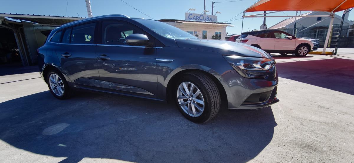 renault-megane-sport-tourer-2017-diesel-1461cc